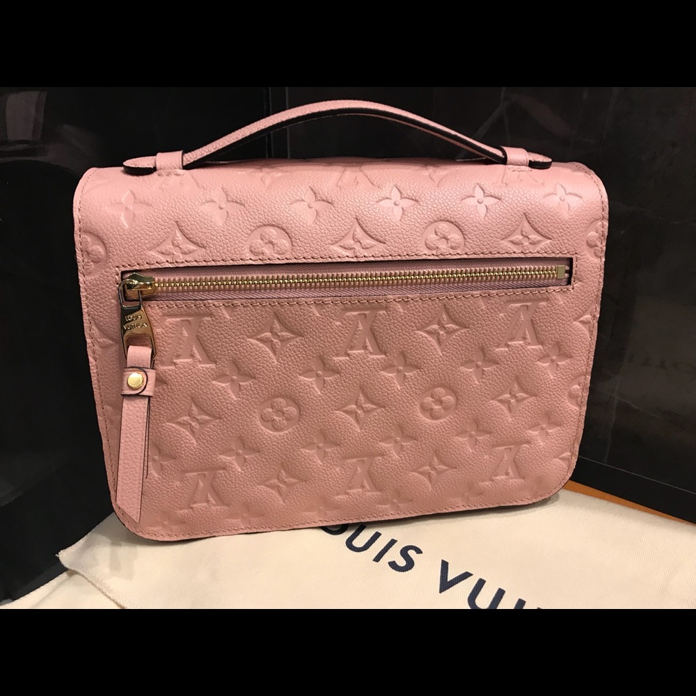 ❌Sold❌ BNIB LV Pochette Metis in Rose Poudre RARE - Picture 3 of 8